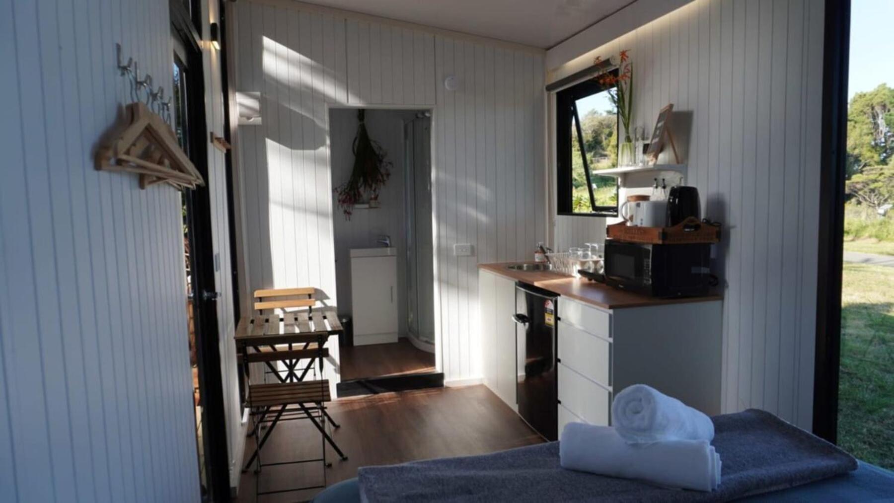 The Kauri Getaway By Tiny Away Villa Waitoki Buitenkant foto